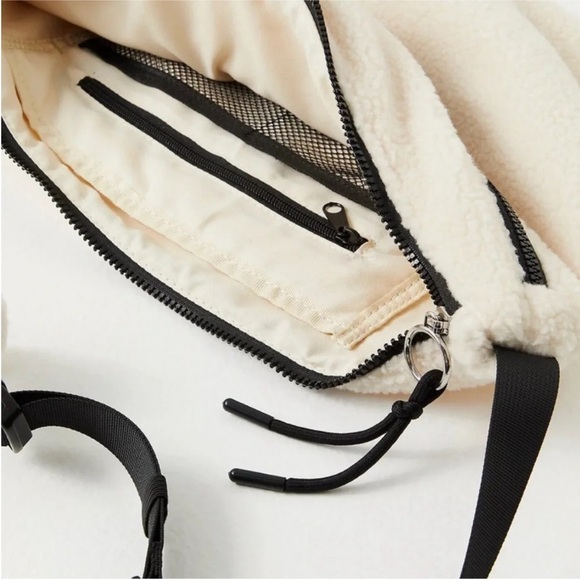 New Free People Movement Overachiever - Picture 4 of 6